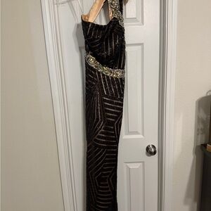 Elegant Black Sequin Evening Gown